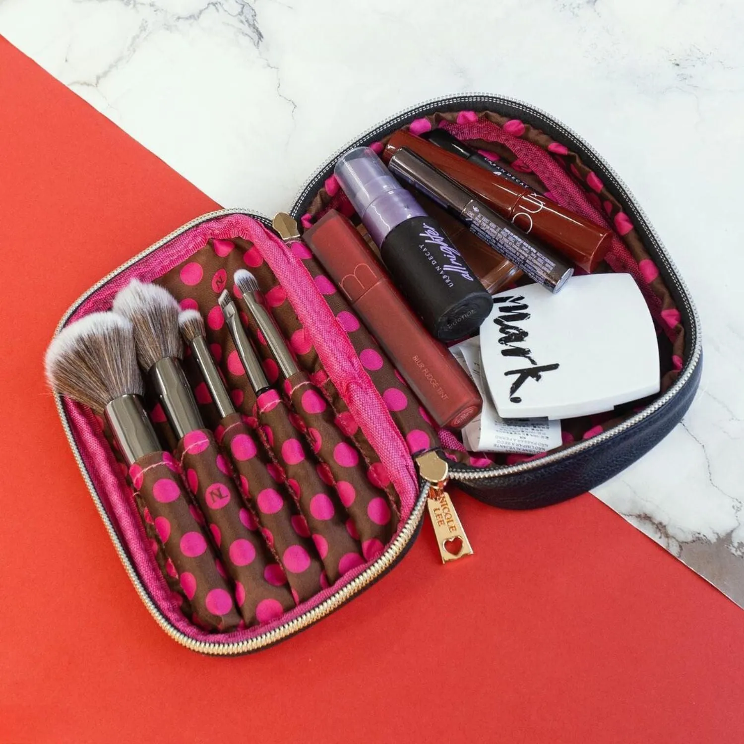 MAKEUP BRUSH SET W/ POUCH