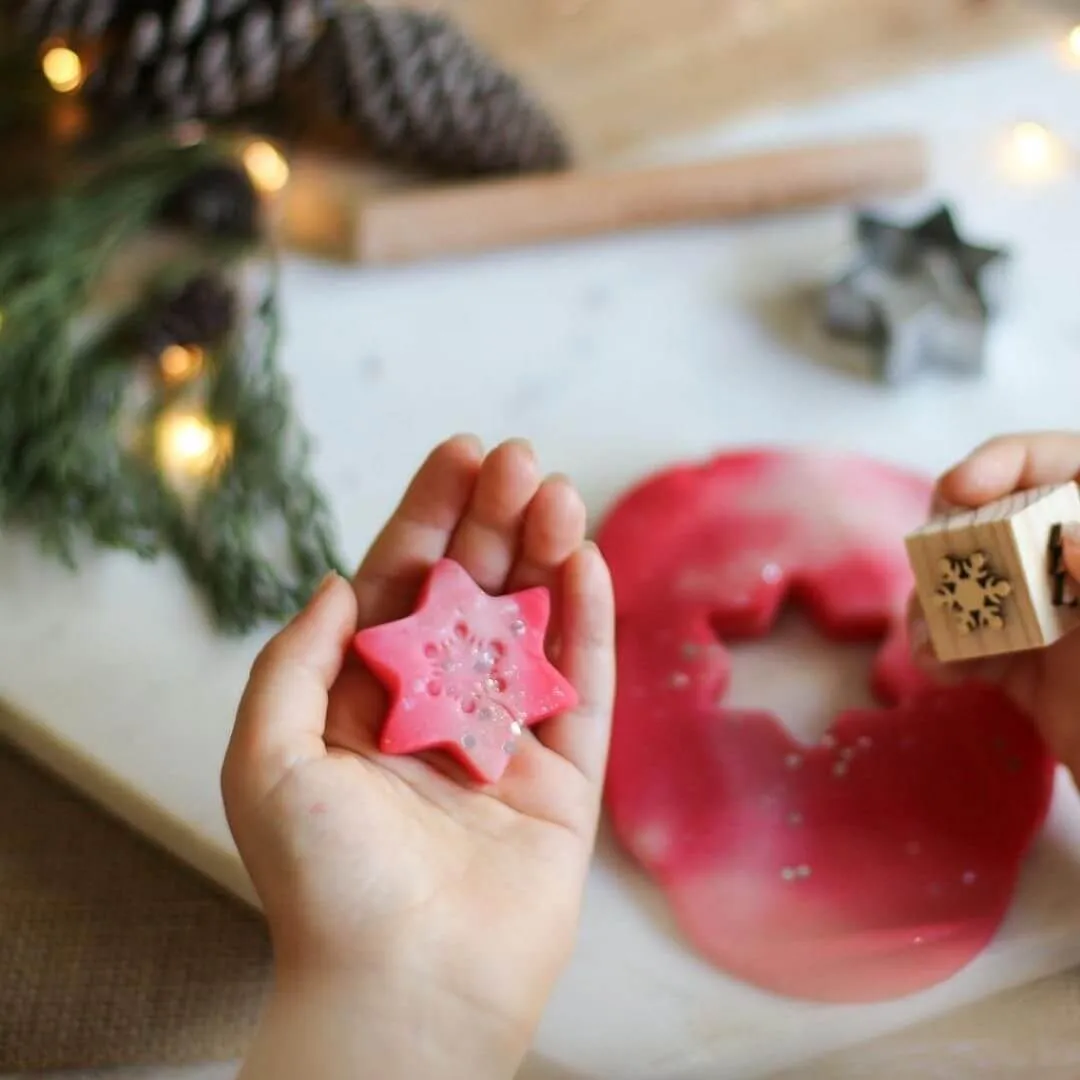 Poppy and Daisy Candy Cane Playdough