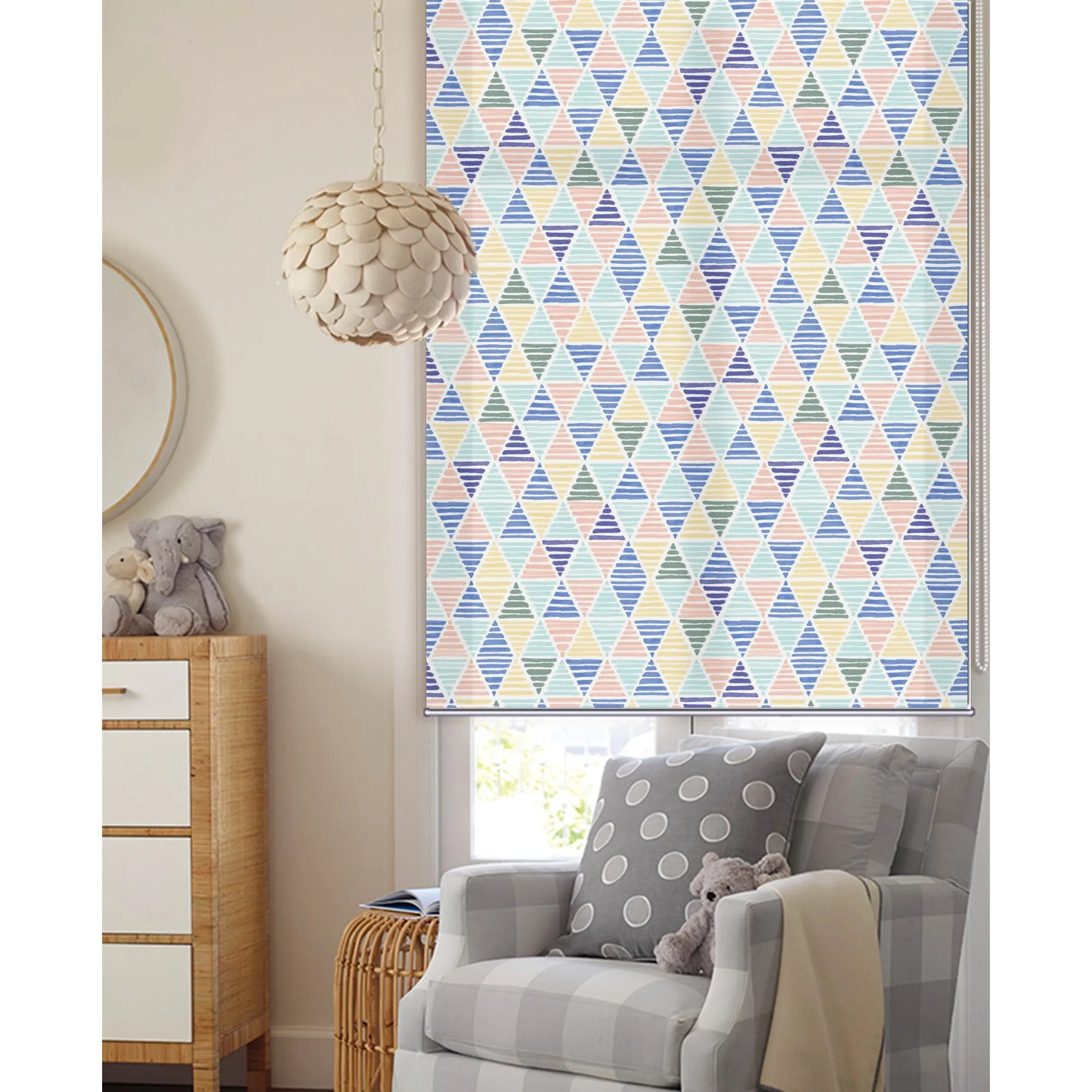 Triangular Seamless Geometries Window Roller Shade